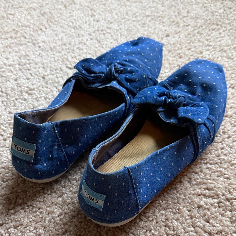 TOMS Blue Polka Dot Shoes